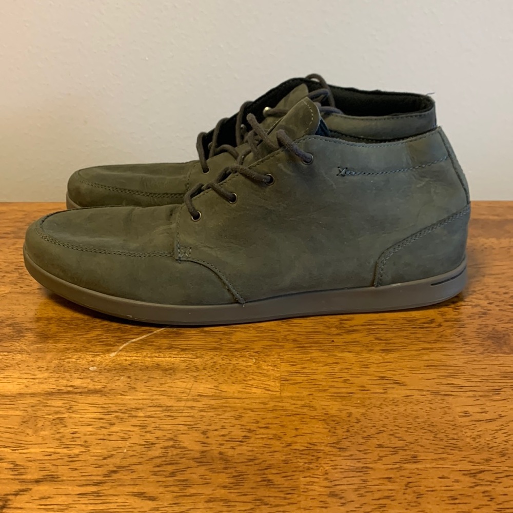 REEF Spiniker Mid NB Boots Green Size 11.5